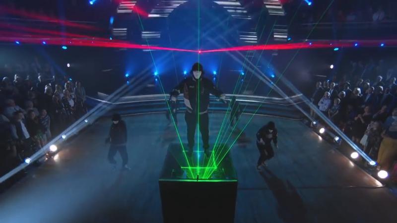 Lasers and Jabbawakeez